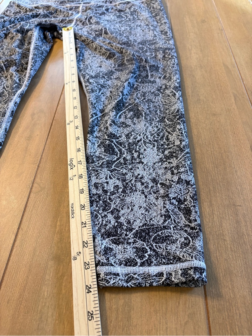 Athleta Elation Graffiti 7/8 Tight XL Floral Print Yoga Leggings Athleisure - Picture 11 of 12